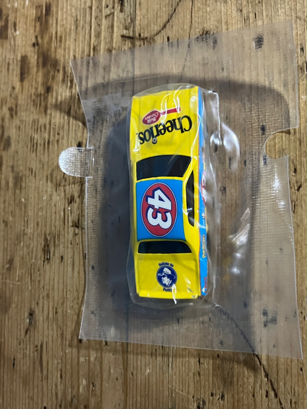 Hot Wheels 1974 Dodge Charger Cheerios car #43 Richard Petty